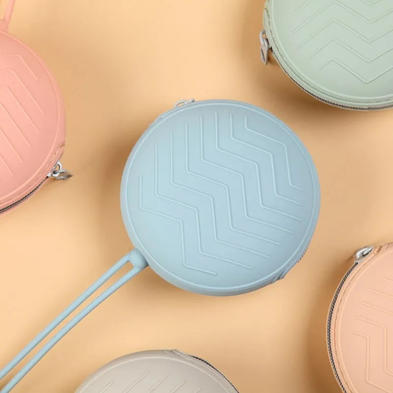 SilkyZip: BPA-Free Baby PaciPod